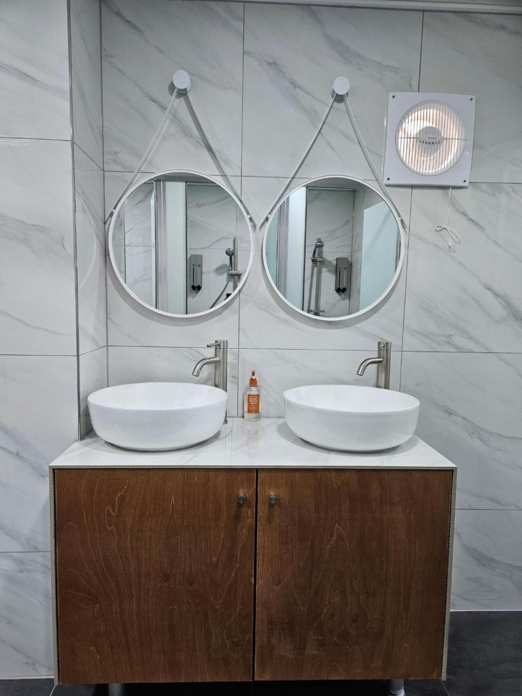 Philstay Myeongdong Boutique Female سيول المظهر الخارجي الصورة