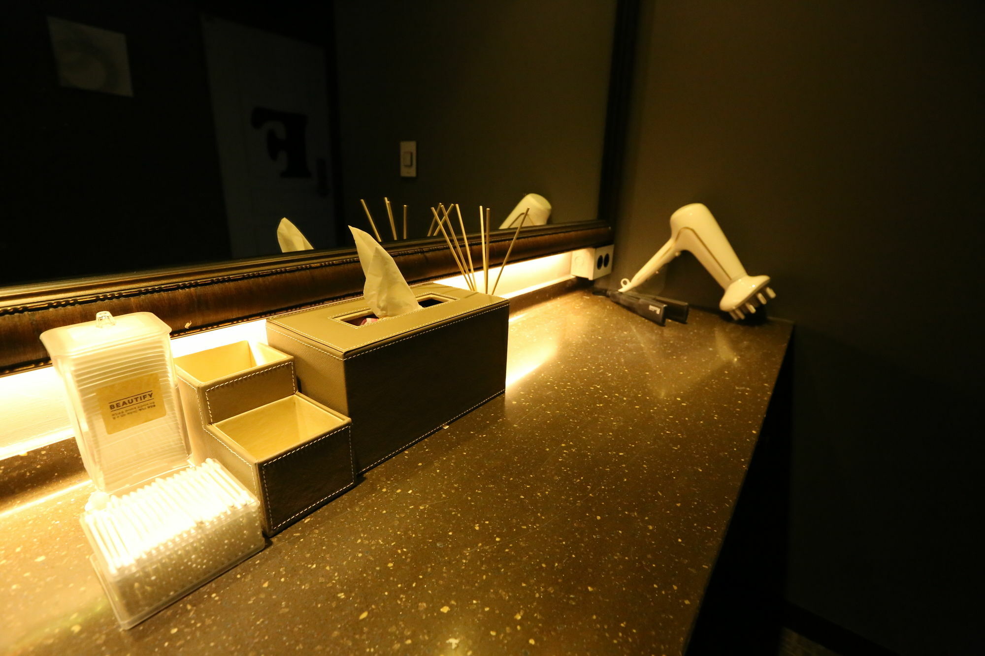 Philstay Myeongdong Boutique Female سيول المظهر الخارجي الصورة
