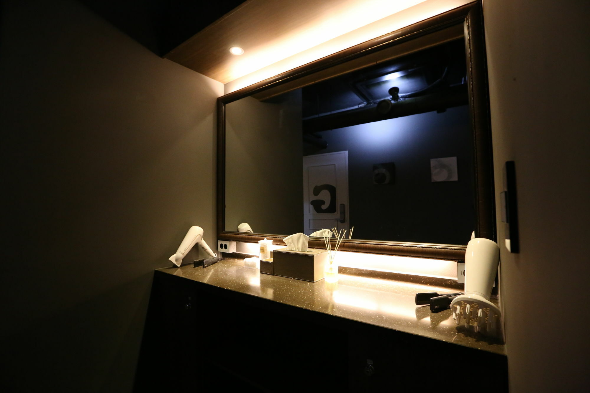 Philstay Myeongdong Boutique Female سيول المظهر الخارجي الصورة